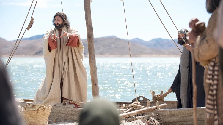 jesus preaching on the lake